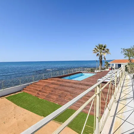 Stunning In With Swimming Pool Ferienhaus